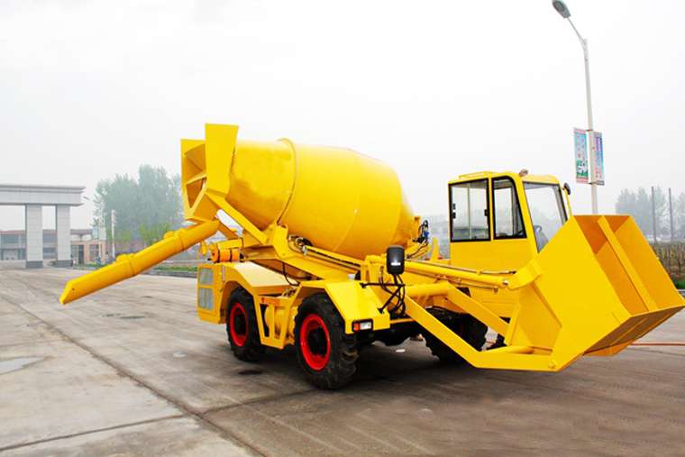 2 CBM Self Loading Mobile Cement Mixing Truck
